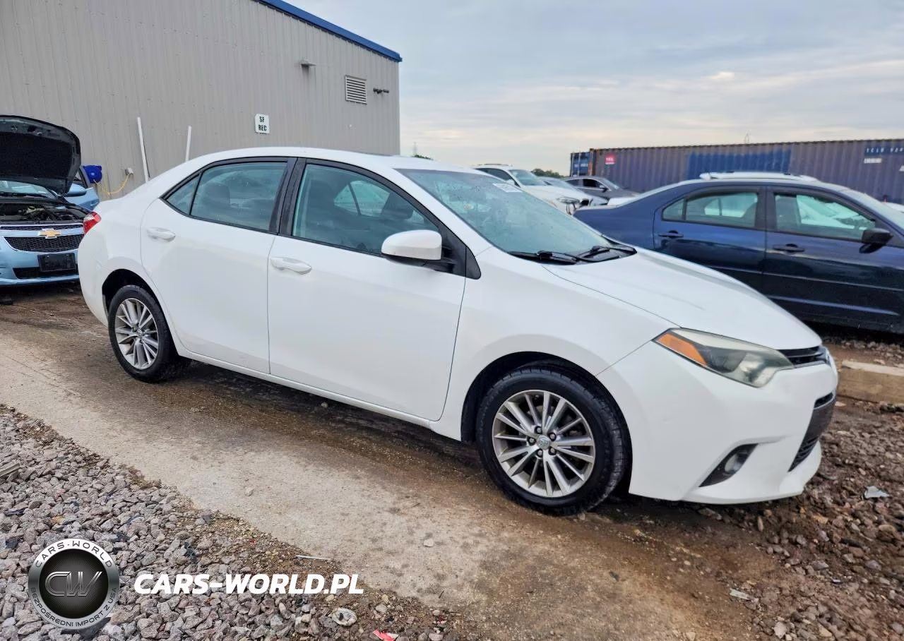 2015 Toyota Corolla Le Plus VIN:5YFBURHE2FP241526 - 4