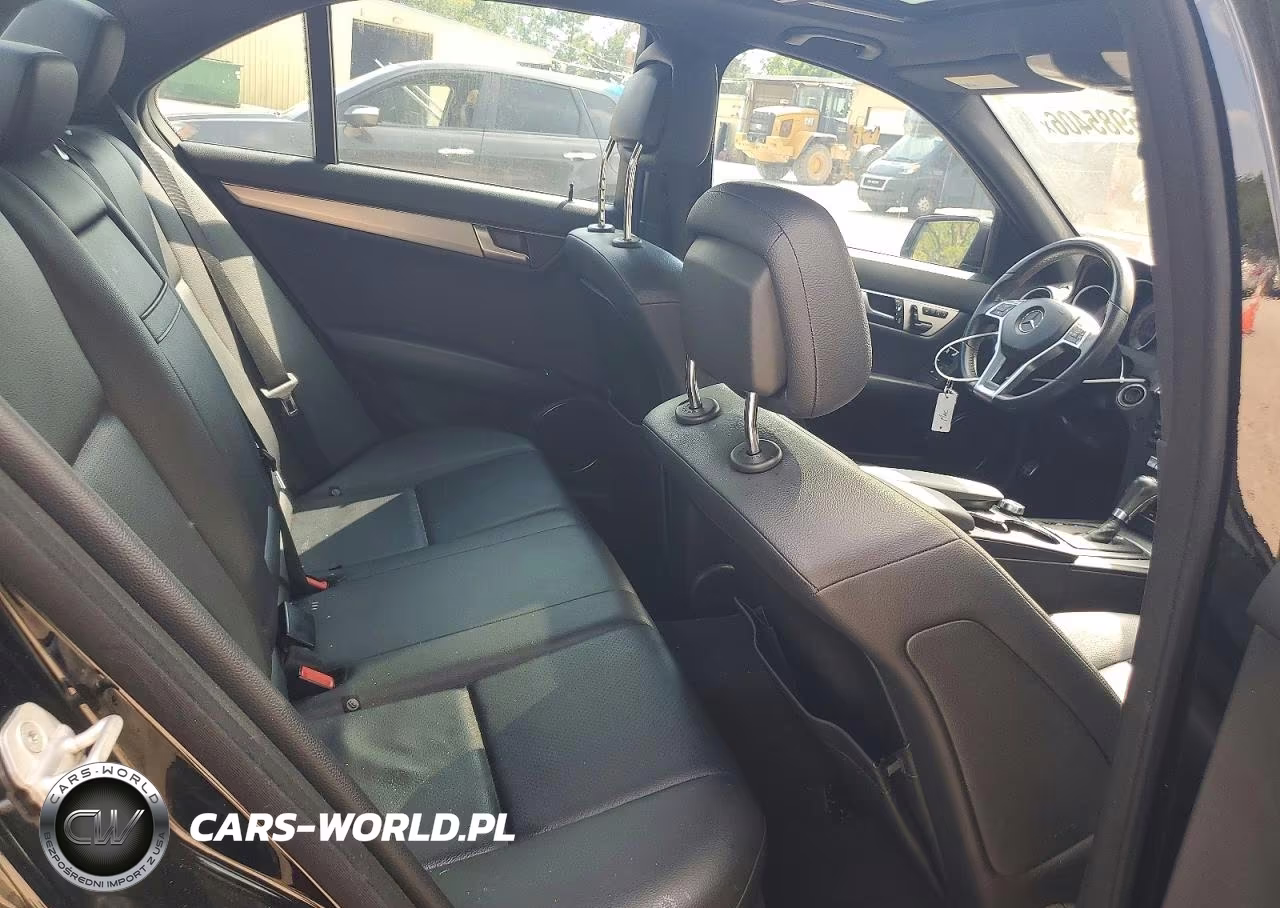 2013 Mercedes-Benz C 300 4Matic VIN:WDDGF8AB8DG098807 - 10