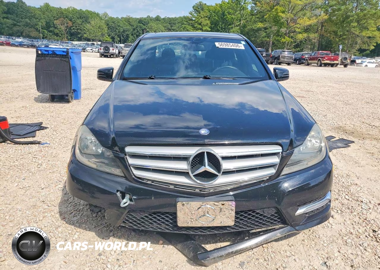 2013 Mercedes-Benz C 300 4Matic VIN:WDDGF8AB8DG098807 - 5