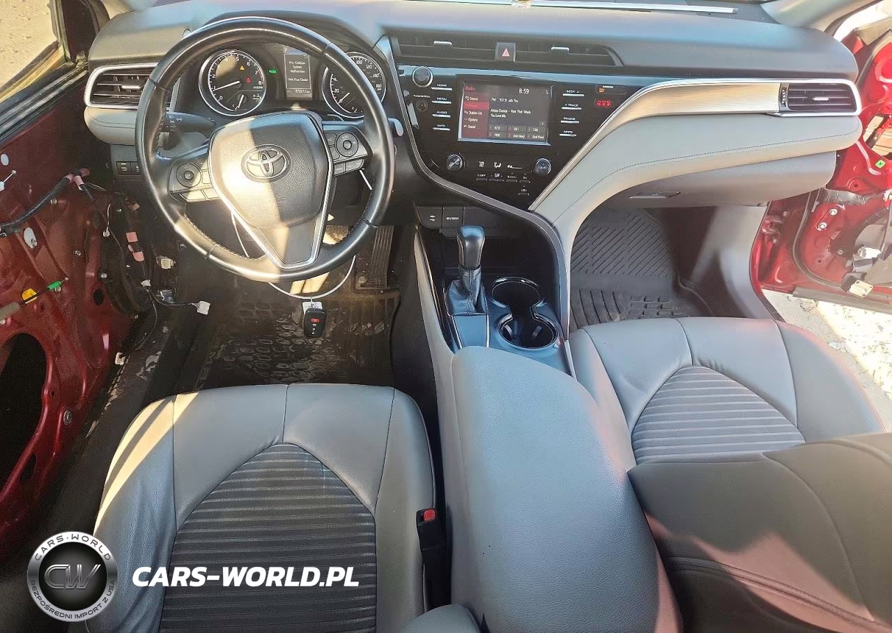 2018 Toyota Camry Se VIN:4T1B11HK4JU504624 - 8