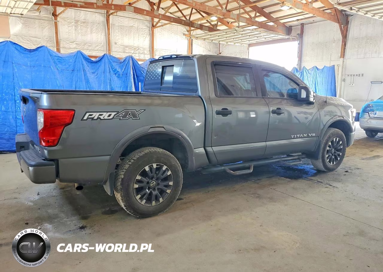2018 Nissan Titan Pro-4X VIN:1N6AA1E59JN514989 - 3