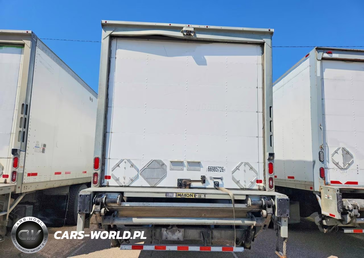 2020 Peterbilt 348 Box Truck VIN:2NP3KM8X3LM668732 - 6