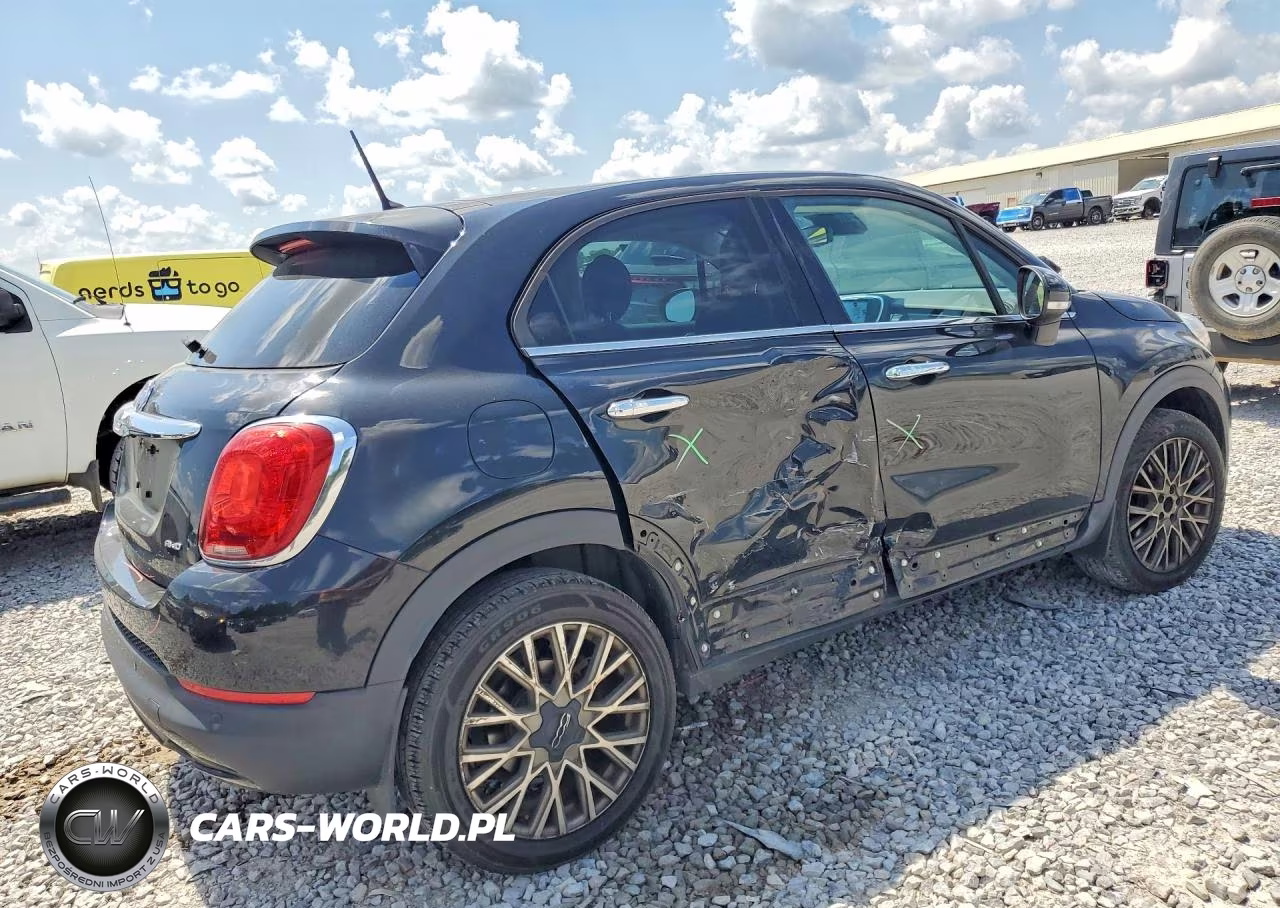 2017 Fiat 500X Lounge VIN:ZFBCFYDB3HP597270 - 3