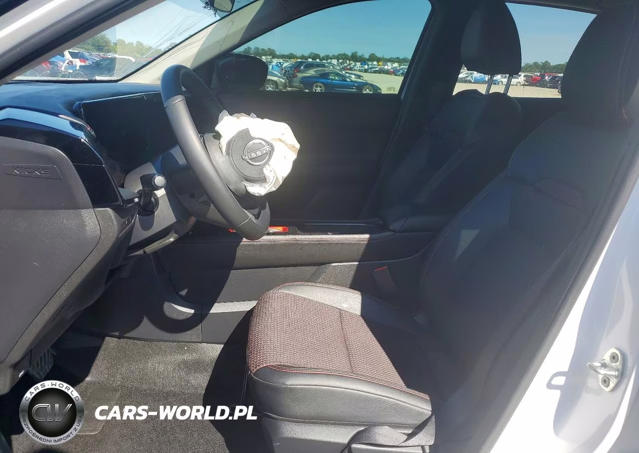2025 Nissan Kicks Sr VIN:3N8AP6DA4SL313083 - 7