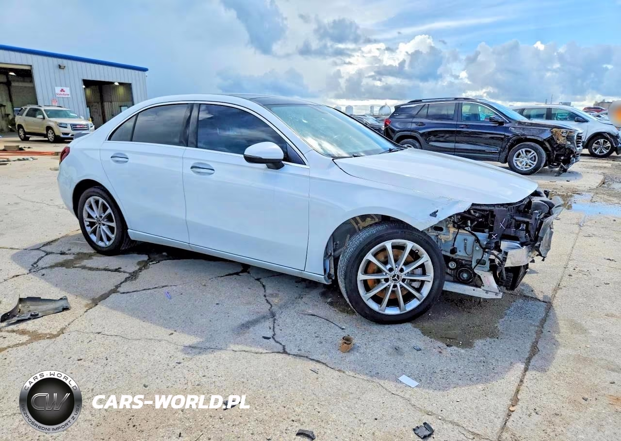 2021 Mercedes-Benz A 220 VIN:W1K3G4EB1MJ288756 - 4