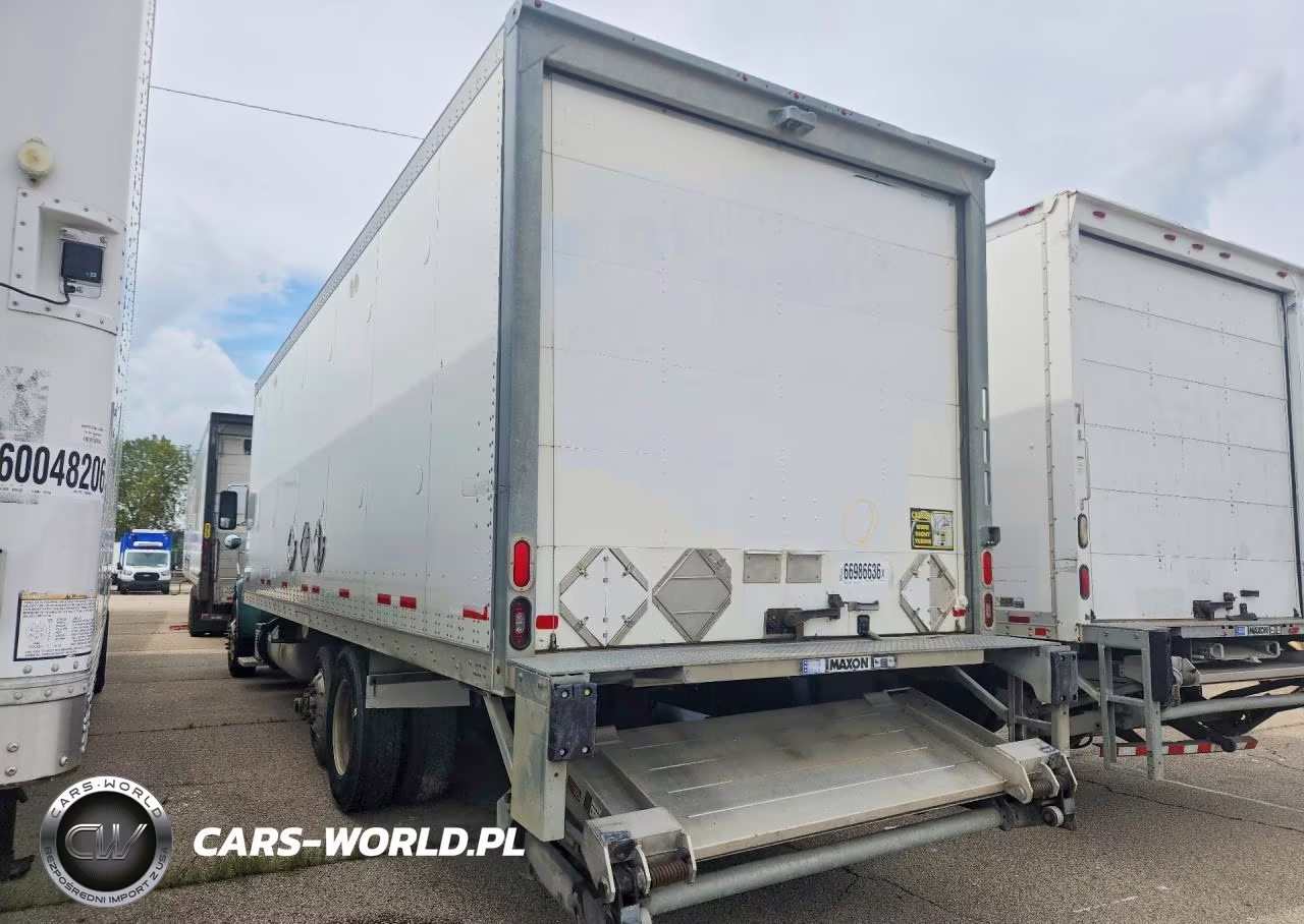 2020 Peterbilt 348 Box Truck VIN:2NP3KM8X8LM668662 - 2