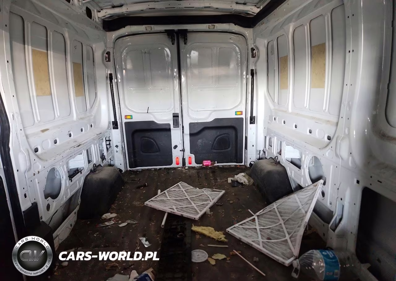 2018 Ford Transit T-250 VIN:1FTYR2CM2JKB31682 - 10