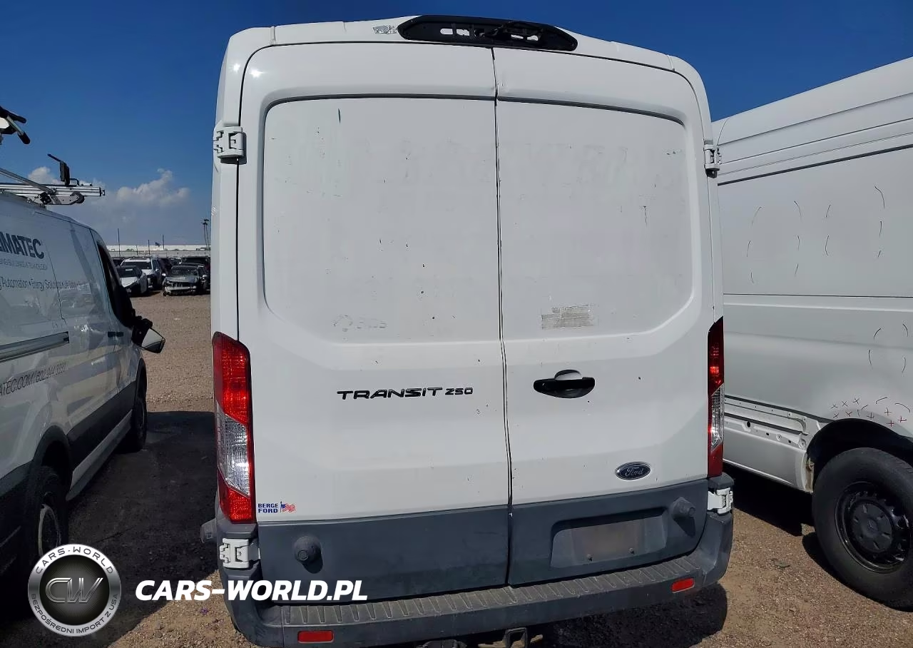 2018 Ford Transit T-250 VIN:1FTYR2CM2JKB31682 - 6