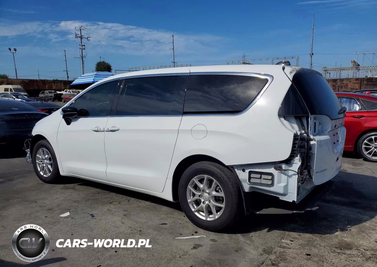 2026 Chrysler Pacifica Select VIN:2C4RC1BG3TR152511 - 2