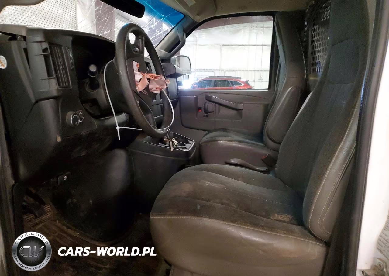 2020 GMC Savana G2500 VIN:1GTW7AFG3L1183733 - 7