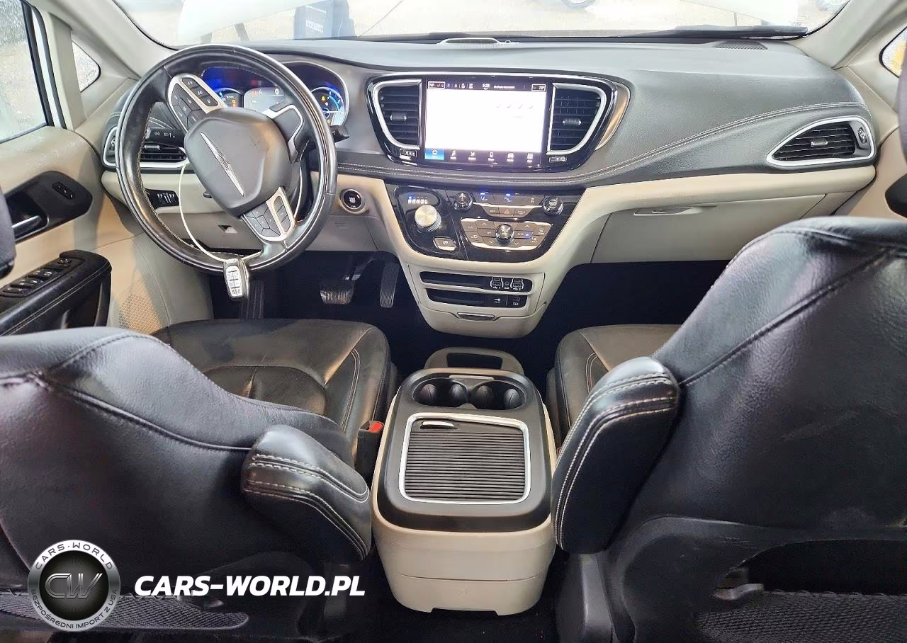 2022 Chrysler Pacifica Hybrid Touring L VIN:2C4RC1L76NR129970 - 8