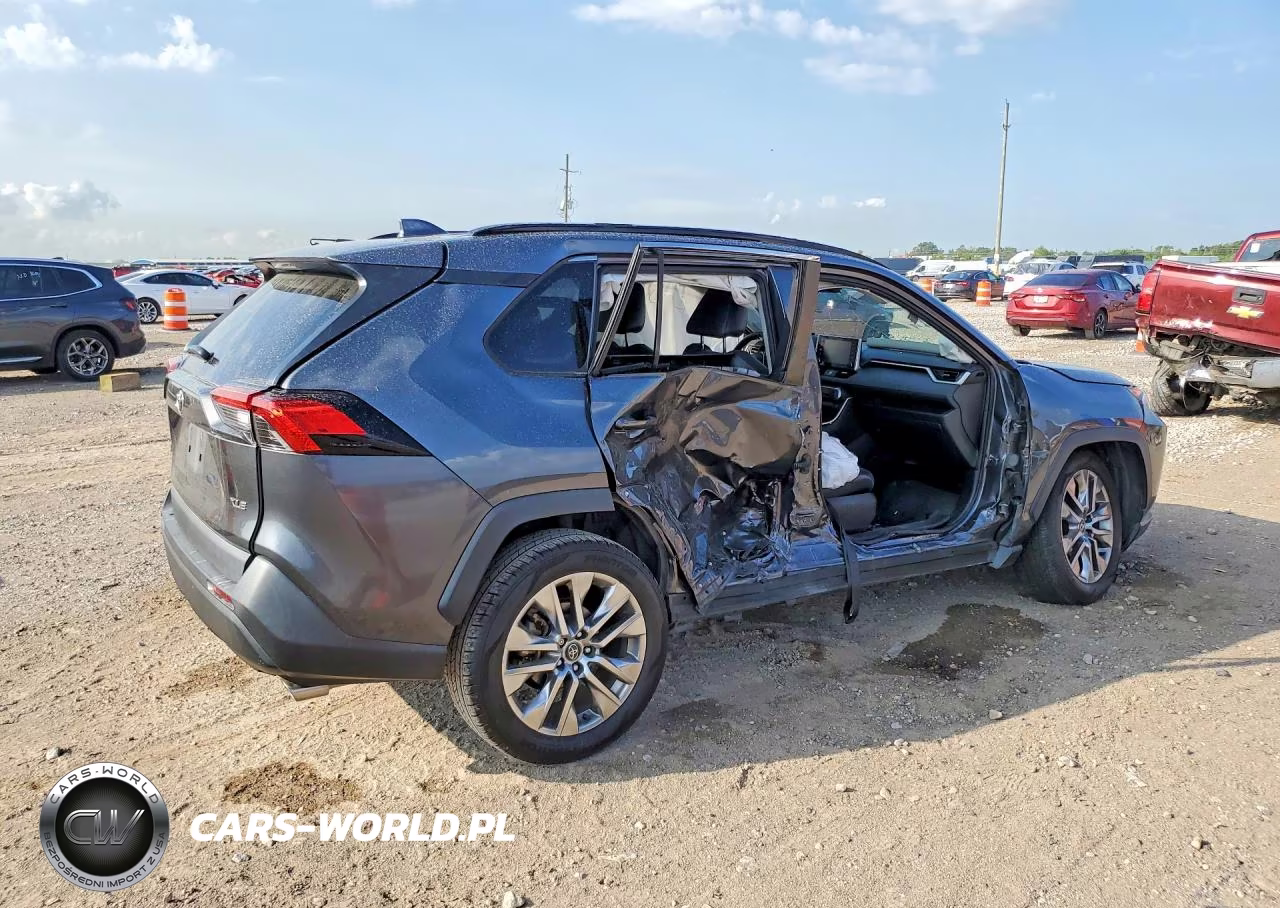 2020 Toyota Rav4 Xle Premium VIN:2T3C1RFV4LC038186 - 3