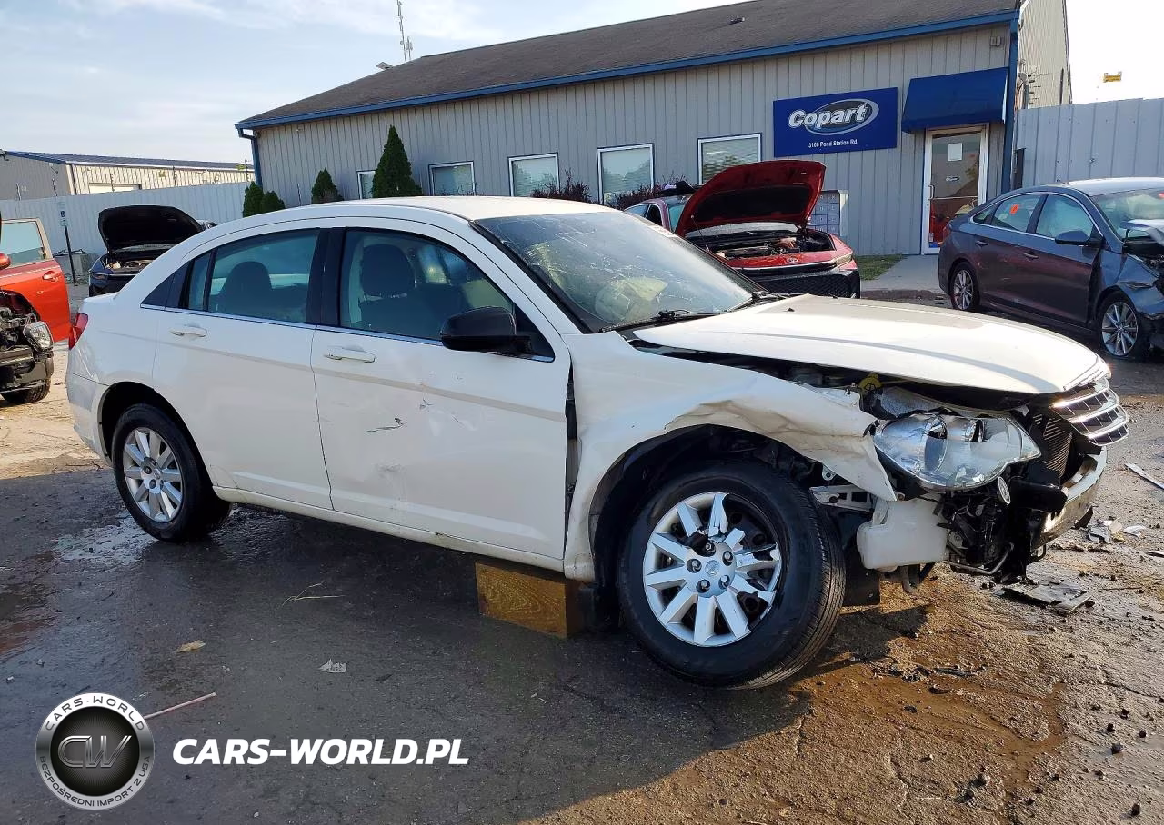2010 Chrysler Sebring Touring VIN:1C3CC4FBXAN227970 - 4