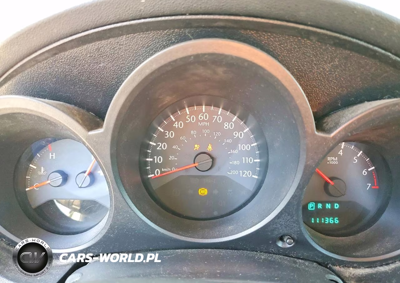 2010 Chrysler Sebring Touring VIN:1C3CC4FBXAN227970 - 9