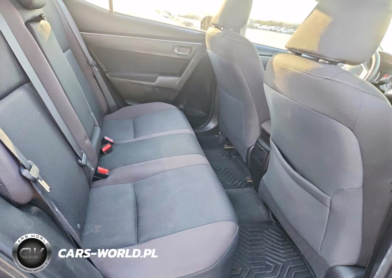 2017 Toyota Corolla Le VIN:5YFBURHE9HP734803 - 10