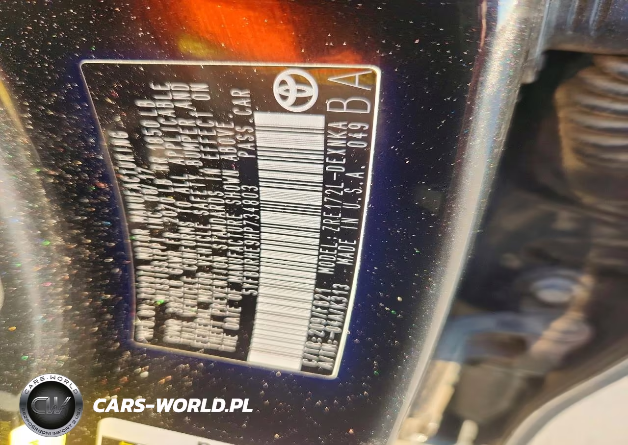 2017 Toyota Corolla Le VIN:5YFBURHE9HP734803 - 13
