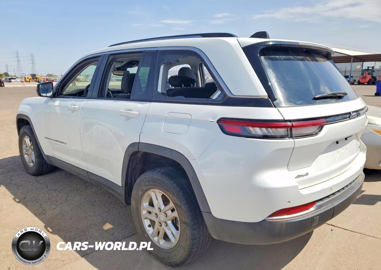 2023 Jeep Grand Cherokee Laredo VIN:1C4RJHAG4PC622494 - 2