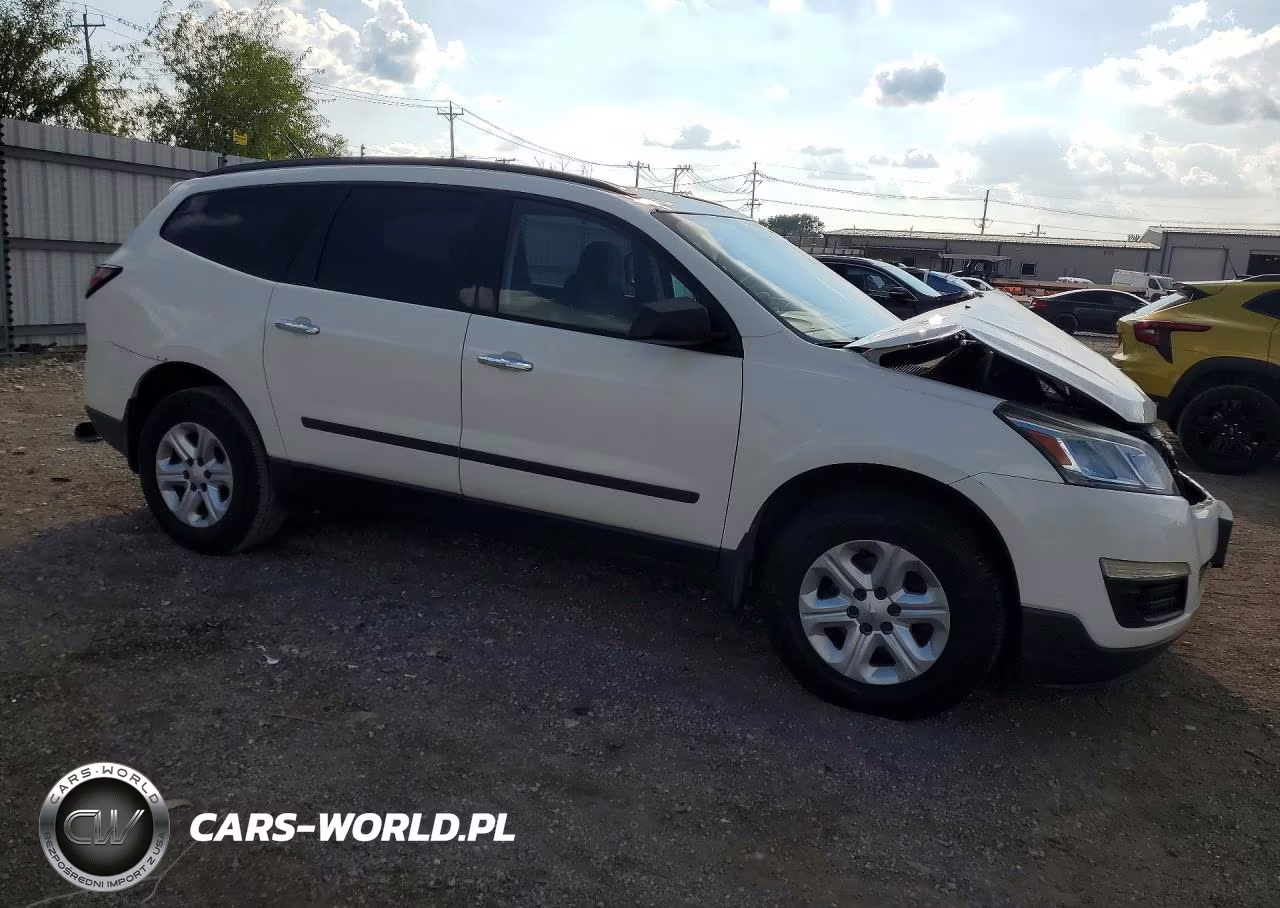 2013 Chevrolet Traverse Ls VIN:1GNKRFKD7DJ123092 - 4