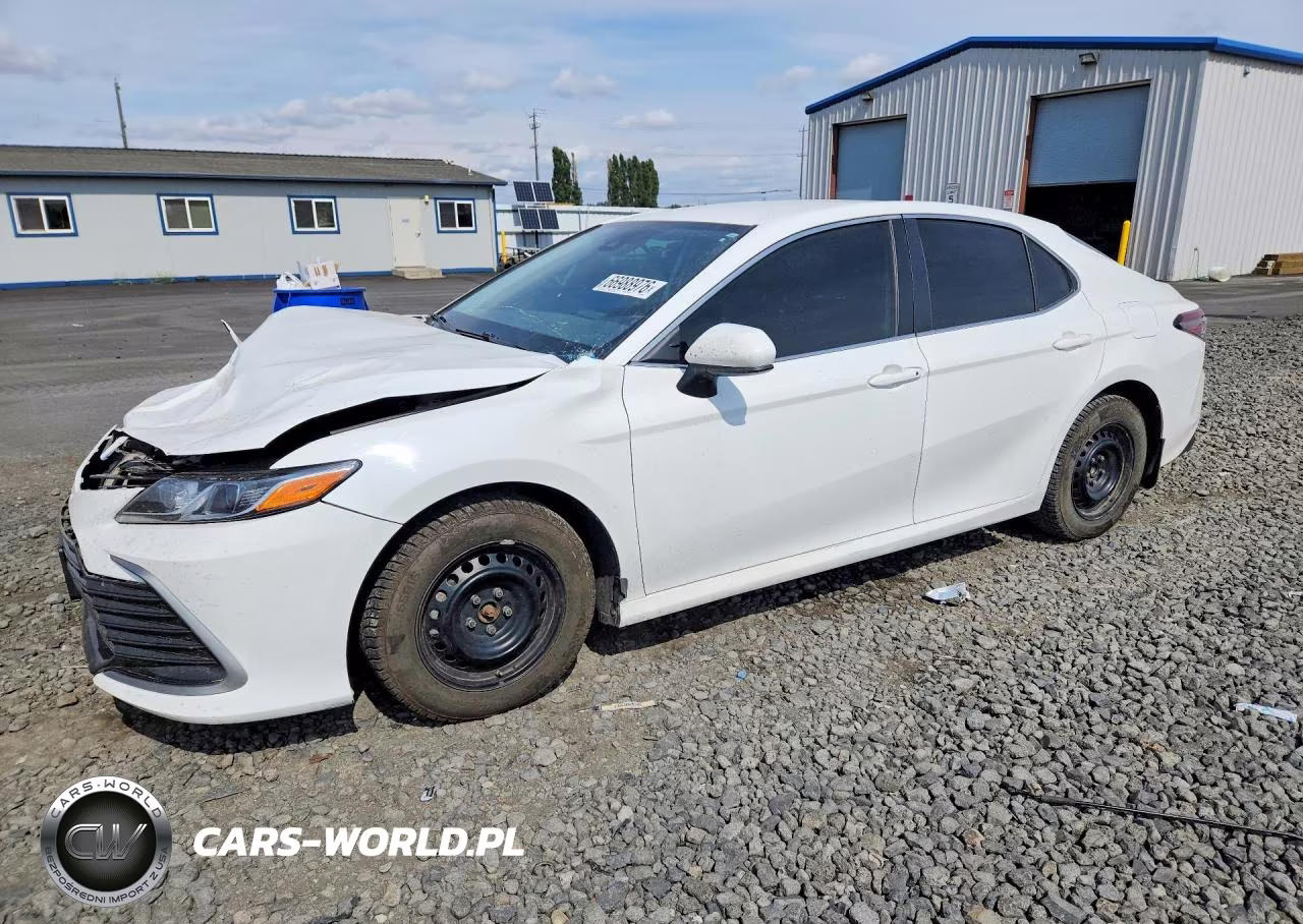 2022 Toyota Camry Le