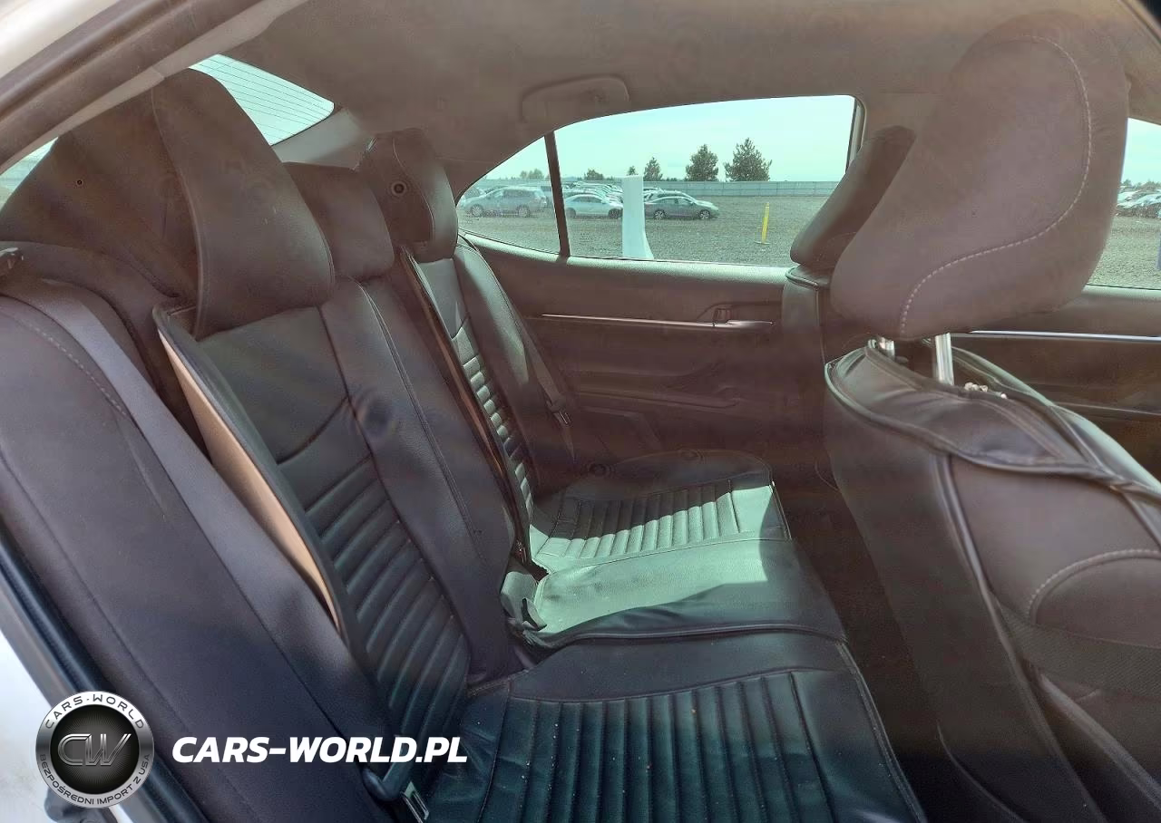 2022 Toyota Camry Le VIN:4T1C31AK3NU583640 - 10