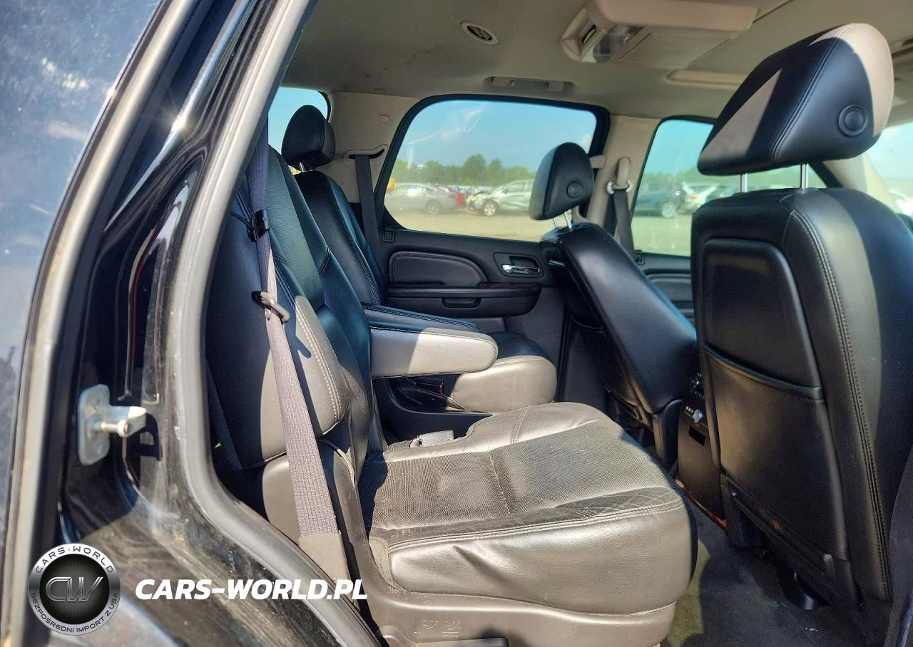 2008 Cadillac Escalade Luxury VIN:1GYFK63848R142636 - 11