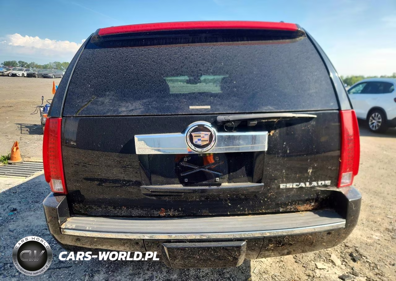 2008 Cadillac Escalade Luxury VIN:1GYFK63848R142636 - 6