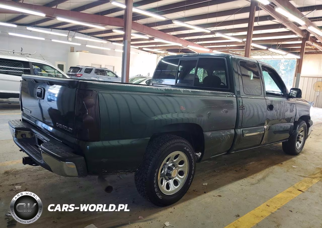 2005 Chevrolet Silverado C1500 VIN:1GCEC19V45Z176294 - 3