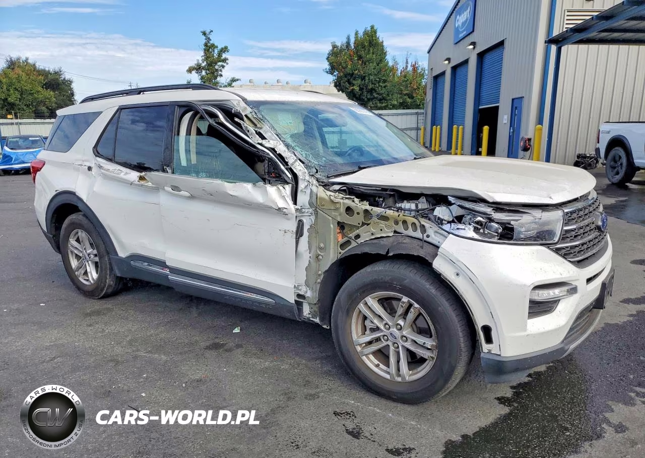 2022 Ford Explorer Xlt VIN:1FMSK7DH6NGC30485 - 4