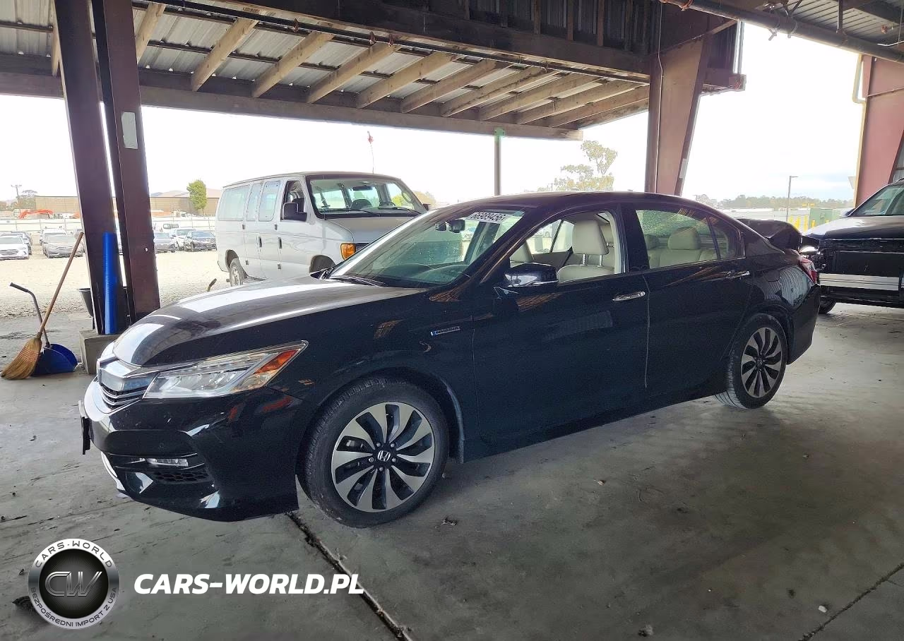 2017 Honda Accord Touring Hybrid