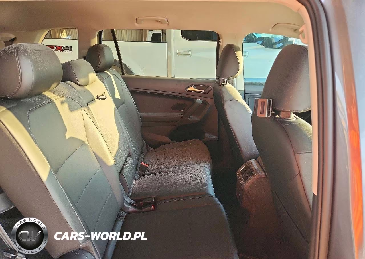 2018 Volkswagen Tiguan Se VIN:3VV2B7AX6JM202302 - 11