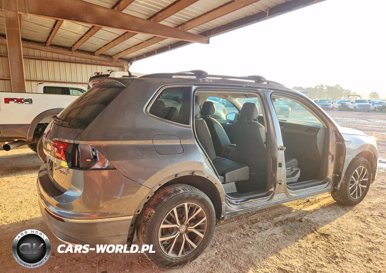 2018 Volkswagen Tiguan Se VIN:3VV2B7AX6JM202302 - 3
