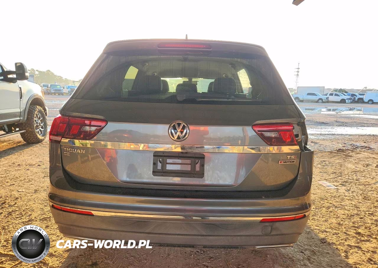 2018 Volkswagen Tiguan Se VIN:3VV2B7AX6JM202302 - 6