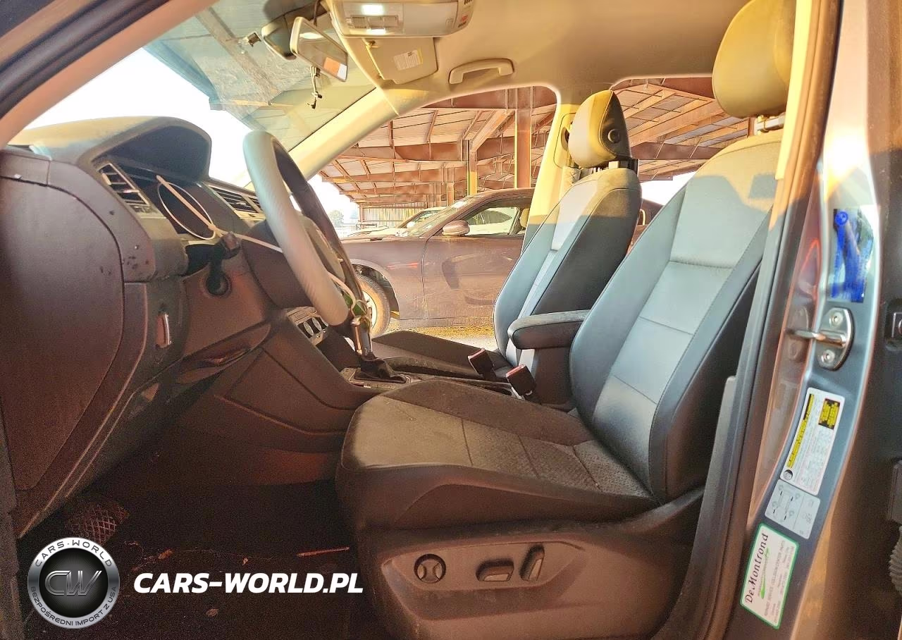 2018 Volkswagen Tiguan Se VIN:3VV2B7AX6JM202302 - 7