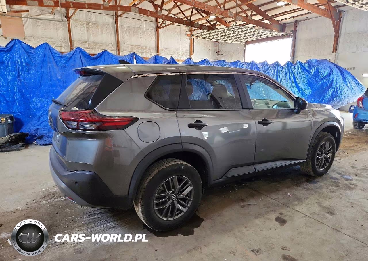 2023 Nissan Rogue S VIN:5N1BT3AA2PC871768 - 3