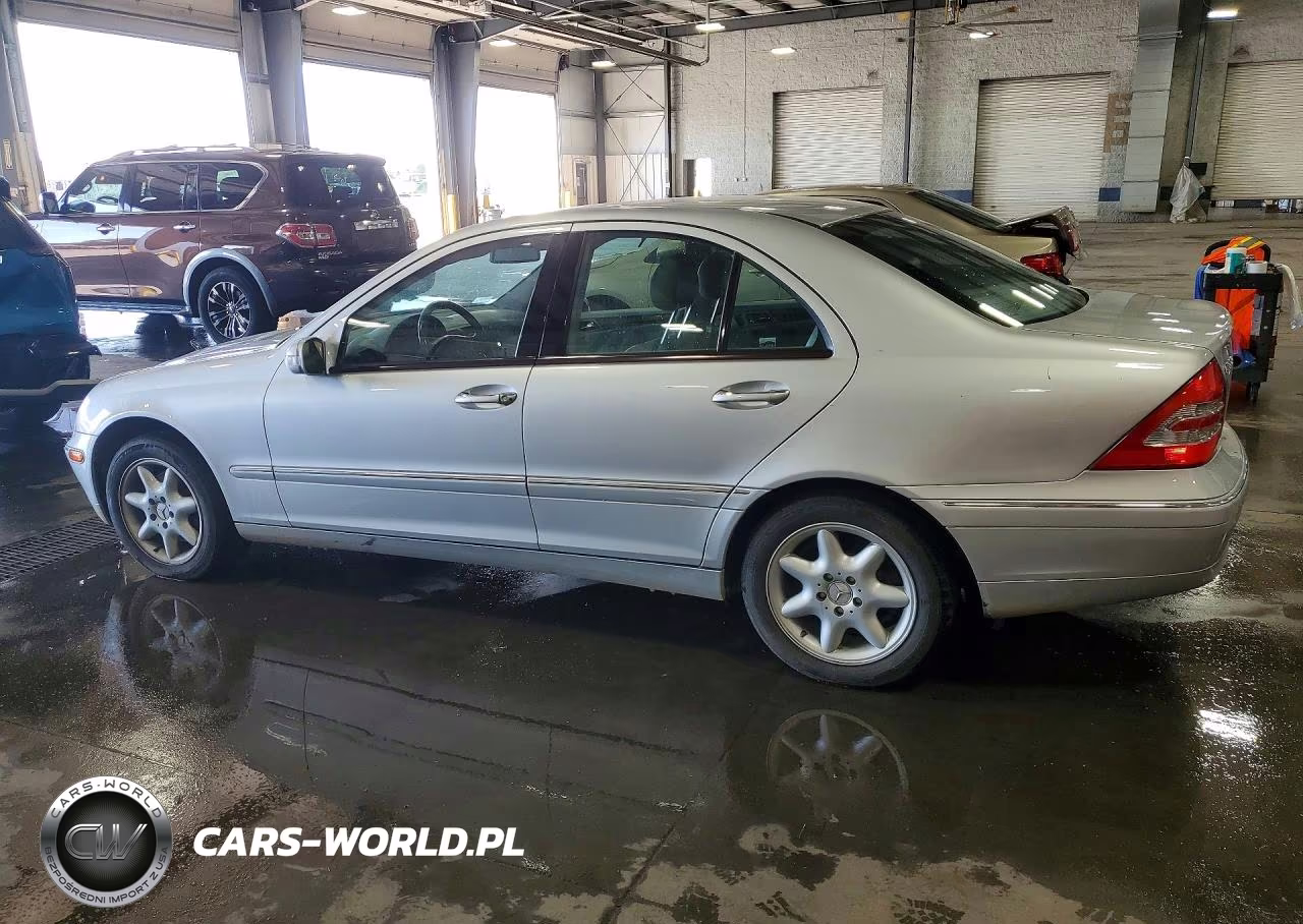 2003 Mercedes-Benz C 320 VIN:WDBRF64J43F325732 - 2