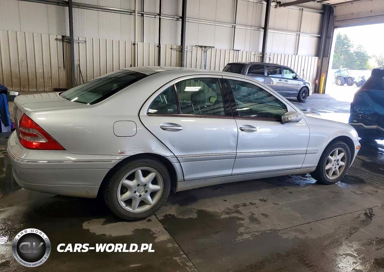2003 Mercedes-Benz C 320 VIN:WDBRF64J43F325732 - 3