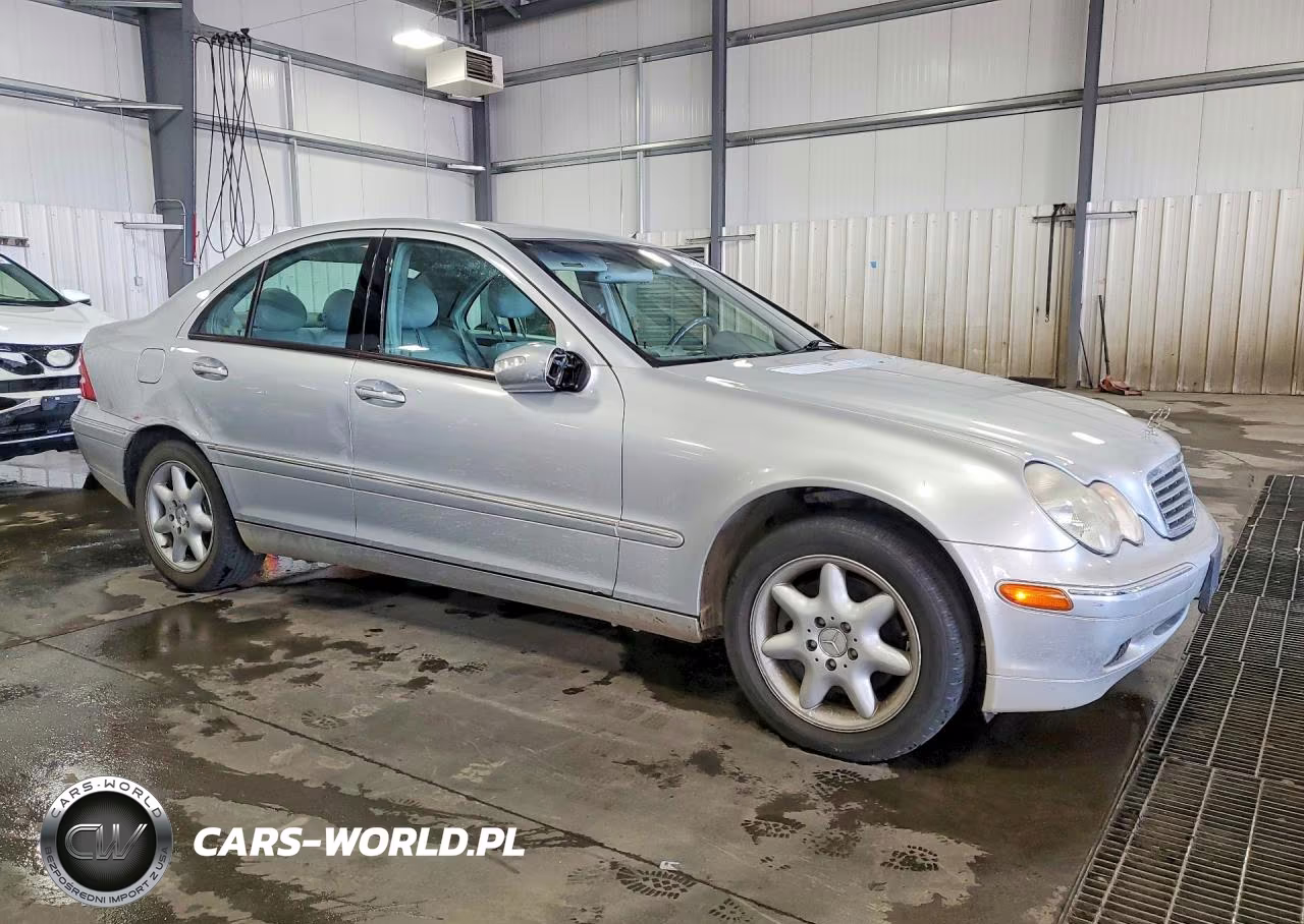 2003 Mercedes-Benz C 320 VIN:WDBRF64J43F325732 - 4