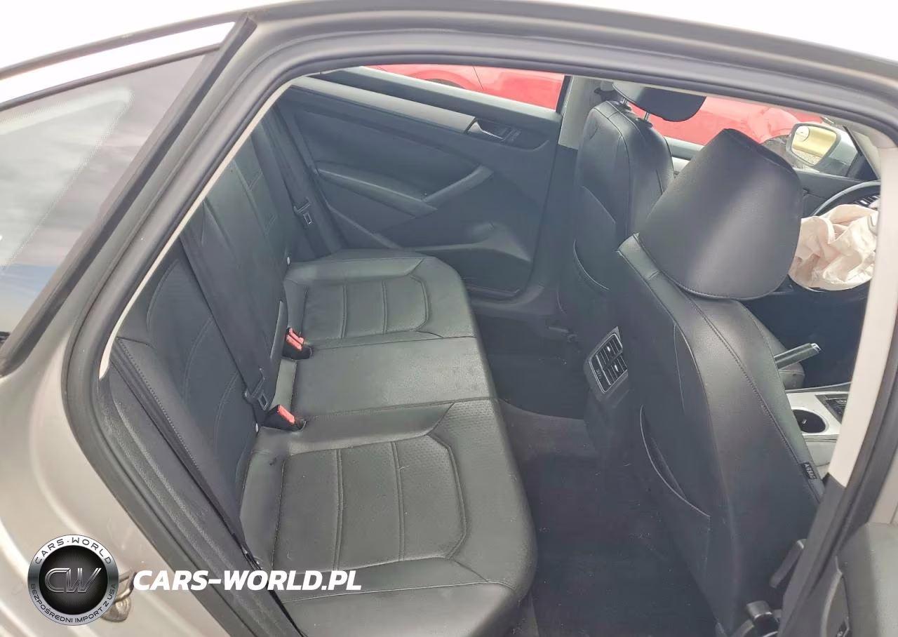 2013 Volkswagen Passat Se VIN:1VWBP7A30DC095358 - 10