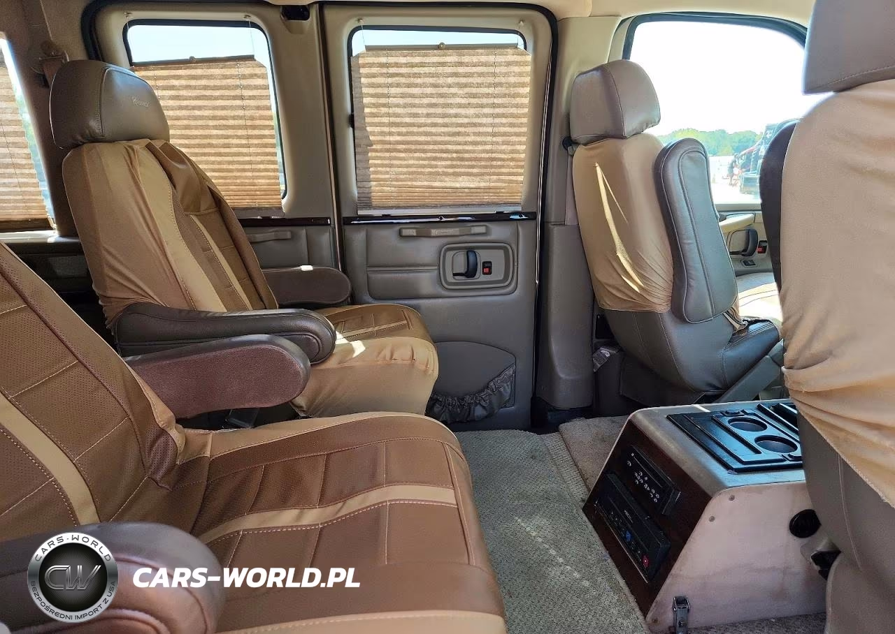 2003 Chevrolet Express G1500 VIN:1GBFG15T131171504 - 11