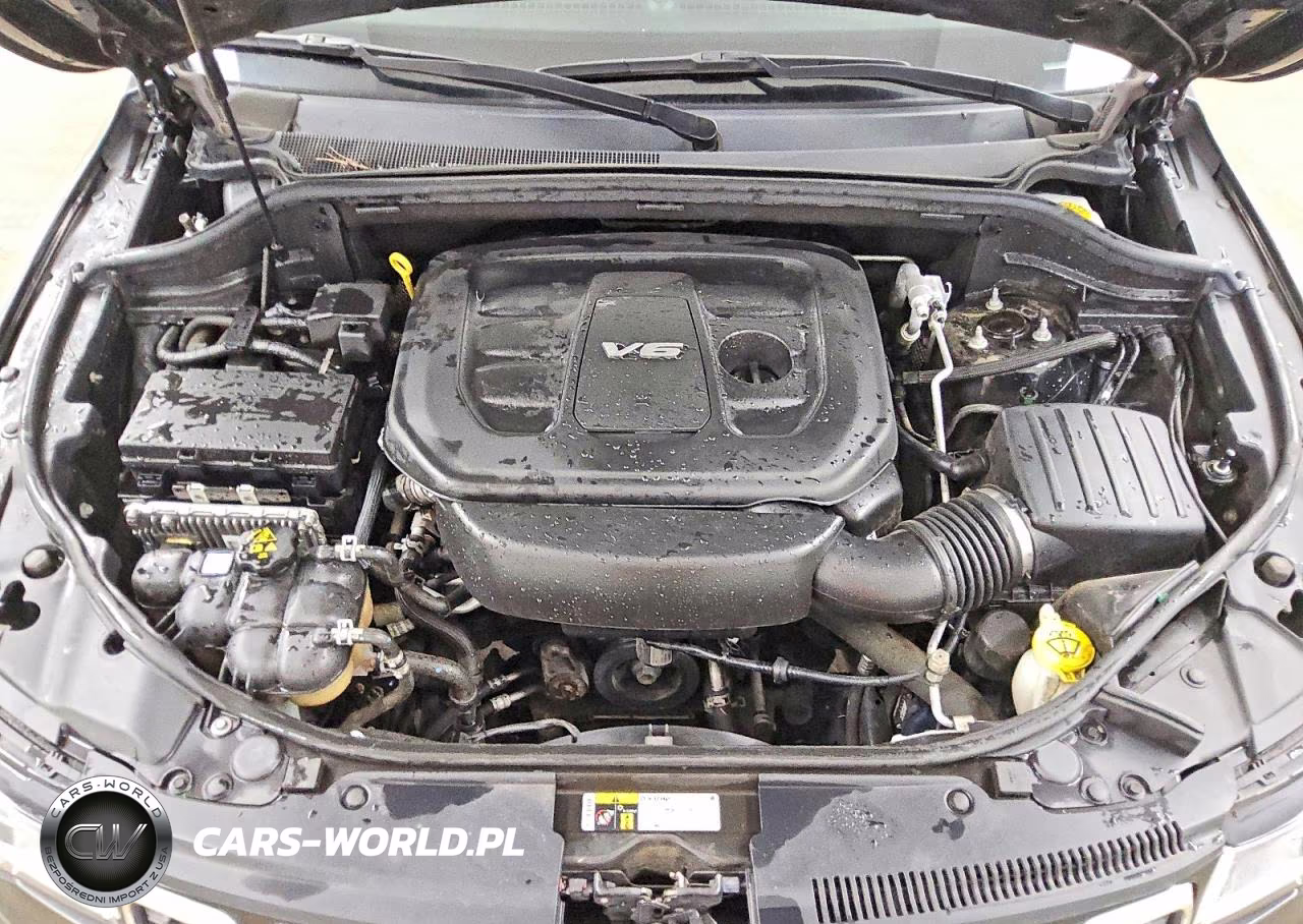 2018 Jeep Grand Cherokee Laredo VIN:1C4RJFAG5JC375689 - 12