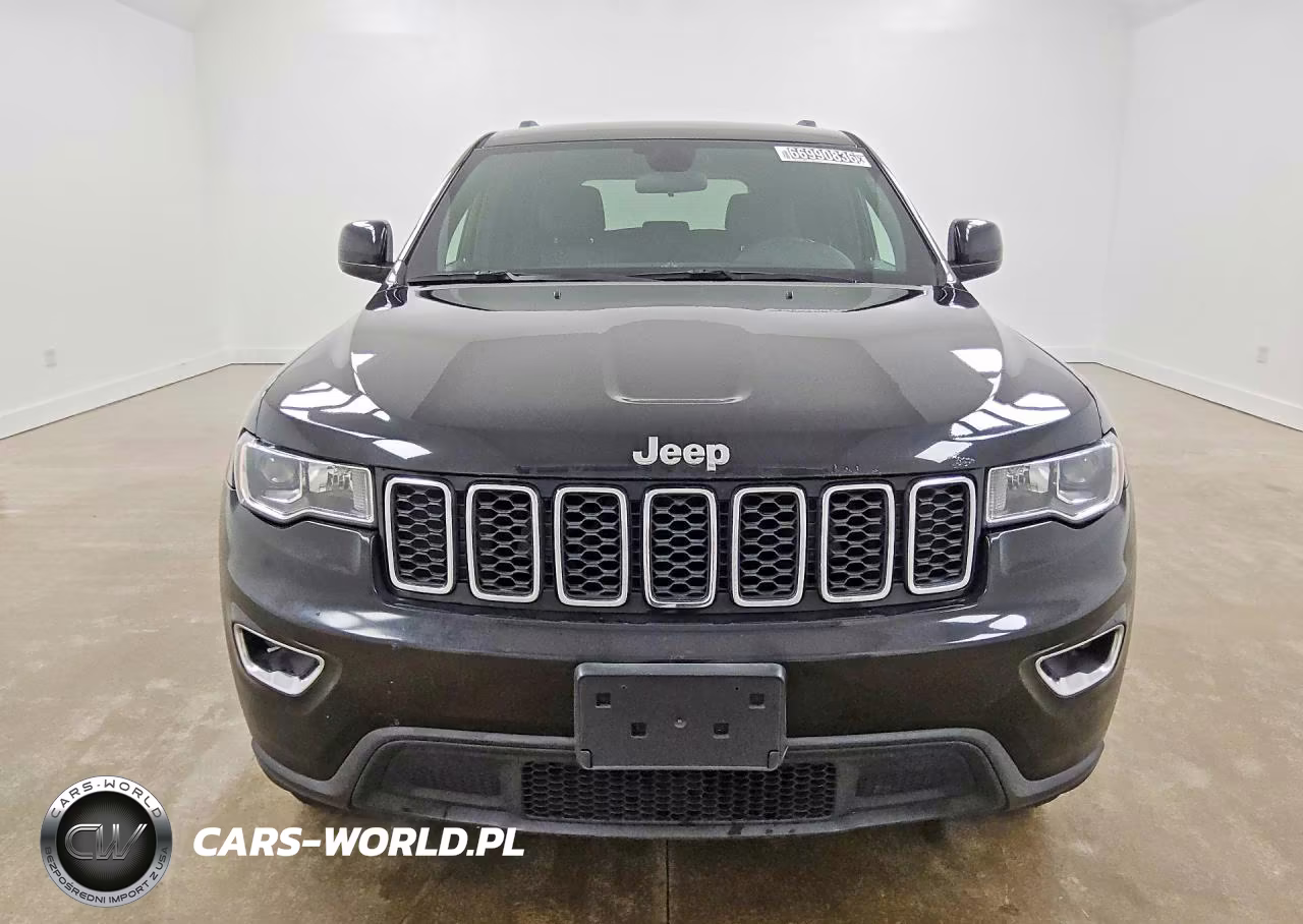 2018 Jeep Grand Cherokee Laredo VIN:1C4RJFAG5JC375689 - 5
