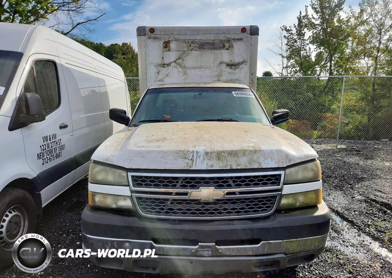 2005 Chevrolet Silverado C2500 Heavy Duty VIN:1GBHC24U65E140670 - 5