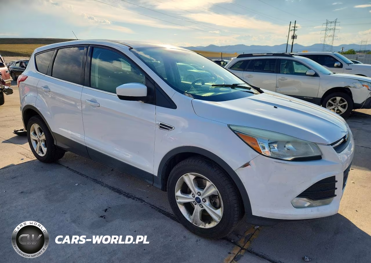 2016 Ford Escape Se VIN:1FMCU9G97GUA32212 - 4