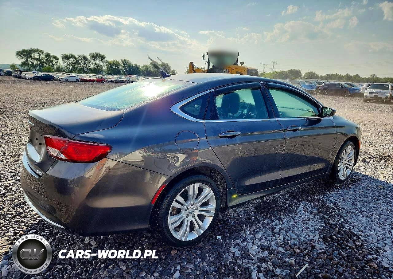 2016 Chrysler 200 Limited VIN:1C3CCCAB3GN115022 - 3