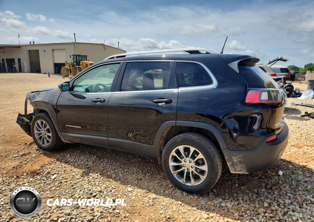 2019 Jeep Cherokee Latitude Plus VIN:1C4PJLLB9KD403237 - 2