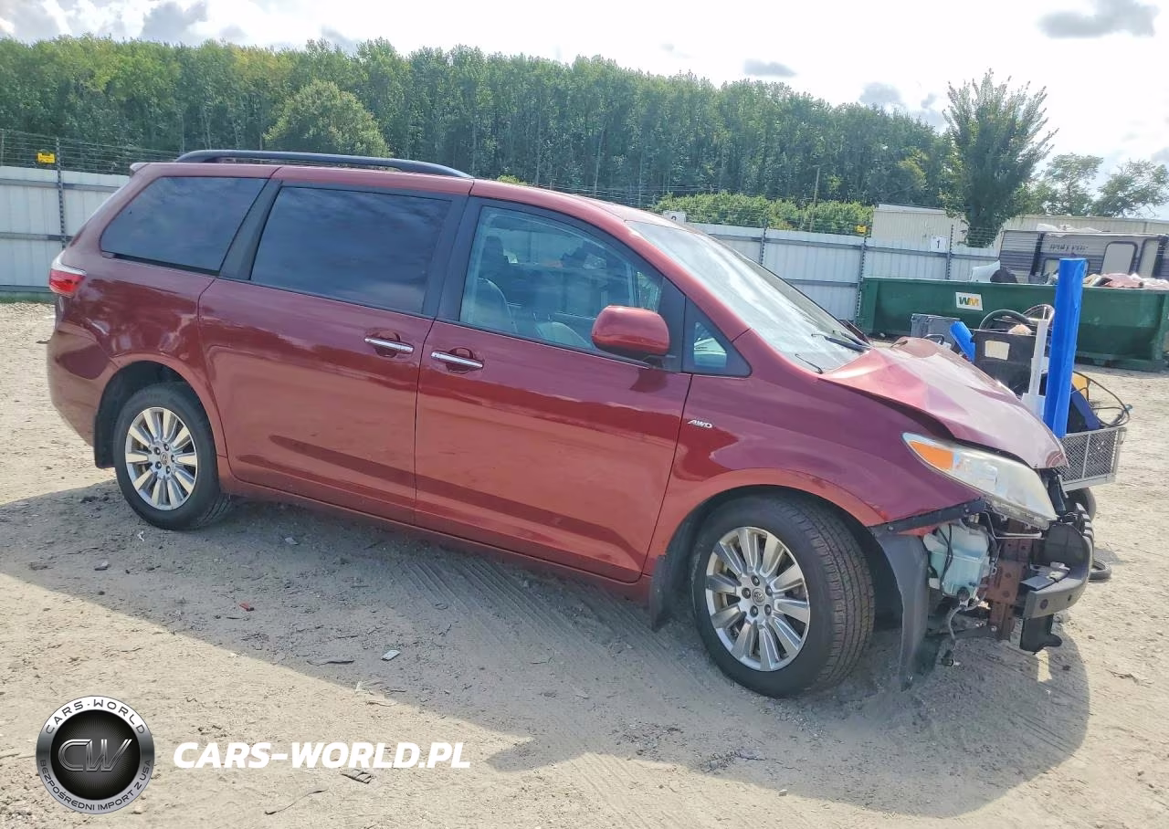 2017 Toyota Sienna Xle 7-Passenger VIN:5TDDZ3DC8HS183105 - 4