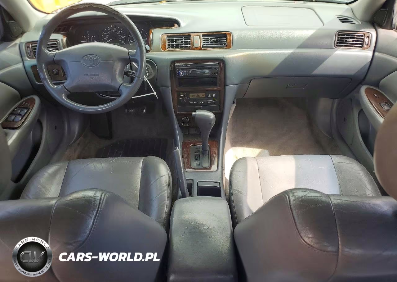2000 Toyota Camry Xle V6 VIN:4T1BF28K1YU111035 - 8