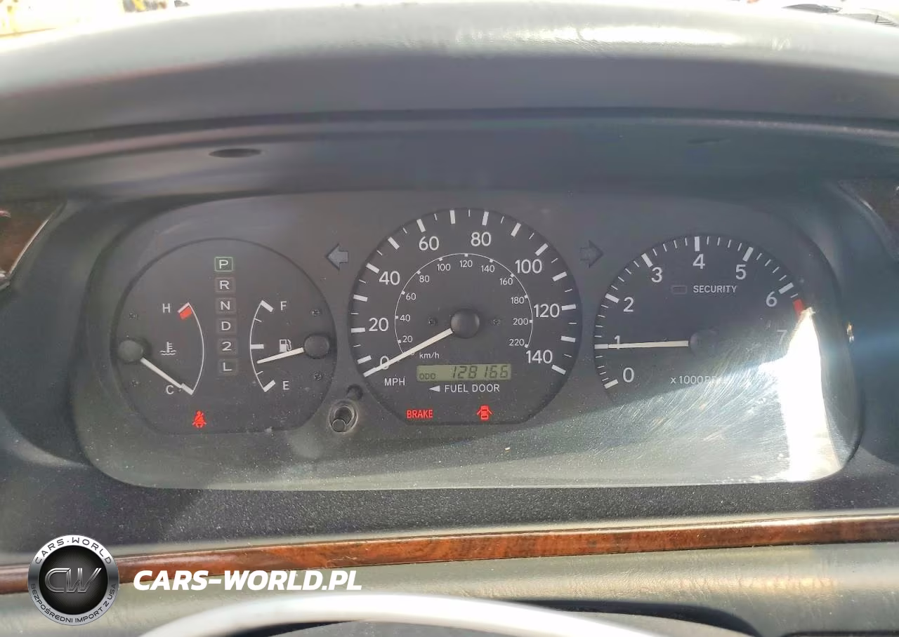 2000 Toyota Camry Xle V6 VIN:4T1BF28K1YU111035 - 9