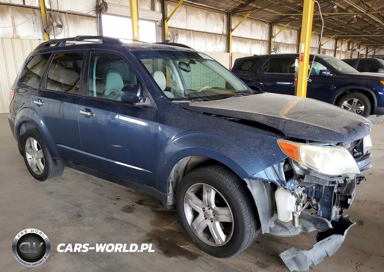 2010 Subaru Forester 2.5X Premium VIN:JF2SH6CC0AH786624 - 4