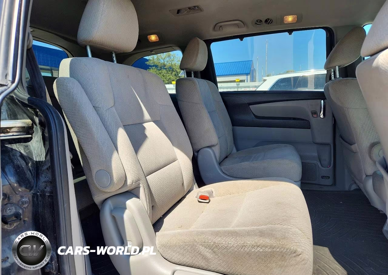 2016 Honda Odyssey Se VIN:5FNRL5H38GB054166 - 11